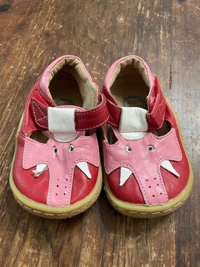 Livie & Luca Red and Pink elephant